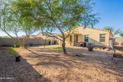 1813 E Grenadine Road, Phoenix, AZ 85040 - Photo 31
