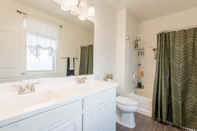 1813 E Grenadine Road, Phoenix, AZ 85040 - Photo 21