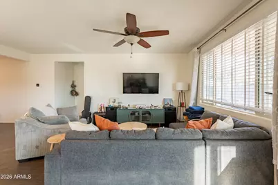 1813 E Grenadine Road, Phoenix, AZ 85040 - Photo 5