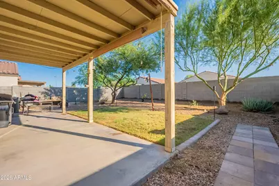 1813 E Grenadine Road, Phoenix, AZ 85040 - Photo 29