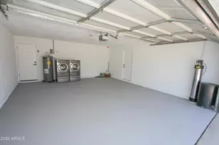 2371 W Paradise Ln, Phoenix, AZ 85023 - Photo 29