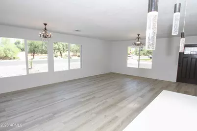 2371 W Paradise Lane, Phoenix, AZ 85023 - Photo 7