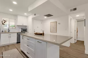 4150 E Cactus Rd, Phoenix, AZ 85032 - Photo 1