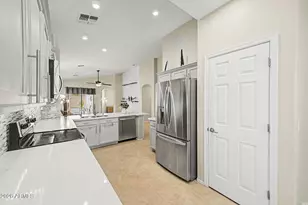 4486 E Sundance Ct, Gilbert, AZ 85297 - Photo 7