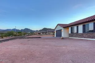 19445 W Teakwood Dr, Buckeye, AZ 85326 - Photo 3
