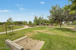 1111 S Tiago Dr, Gilbert, AZ 85233 - Photo 33