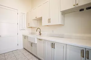 18203 W Solano Ct, Litchfield Park, AZ 85340 - Photo 31