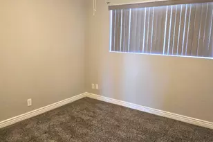 1133 E Butler Dr, Phoenix, AZ 85020 - Photo 9