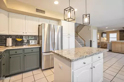 7230 W Julie Drive, Glendale, AZ 85308 - Photo 11