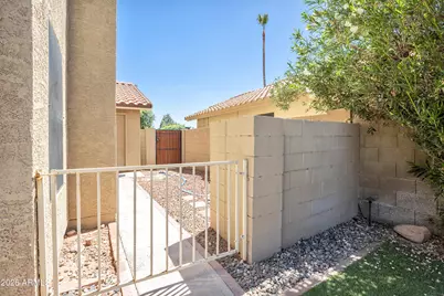7230 W Julie Drive, Glendale, AZ 85308 - Photo 33