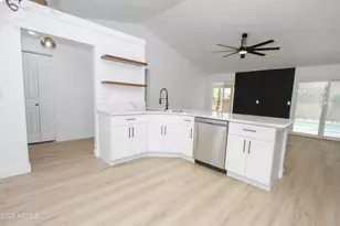 401 E Rockwood Dr, Phoenix, AZ 85024 - Photo 21