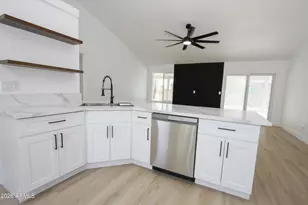 401 E Rockwood Dr, Phoenix, AZ 85024 - Photo 21