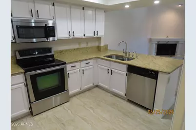 3217 E Desert Cove Avenue, Phoenix, AZ 85028 - Photo 15