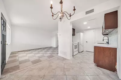 3338 W Las Palmaritas Drive, Phoenix, AZ 85051 - Photo 9