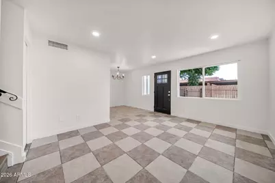 3338 W Las Palmaritas Drive, Phoenix, AZ 85051 - Photo 7