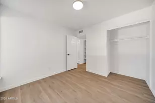 3338 W Las Palmaritas Dr, Phoenix, AZ 85051 - Photo 21