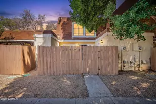 3338 W Las Palmaritas Dr, Phoenix, AZ 85051 - Photo 5