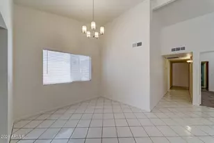 1385 N Bullmoose Ct, Chandler, AZ 85224 - Photo 7