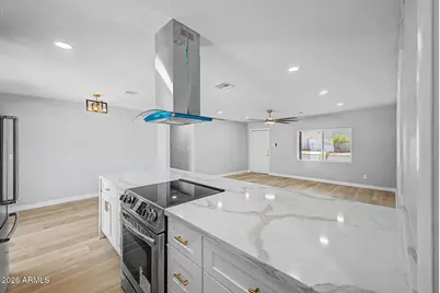 4328 N 47th Avenue, Phoenix, AZ 85031 - Photo 11