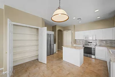 10339 S 181st Avenue, Goodyear, AZ 85338 - Photo 13