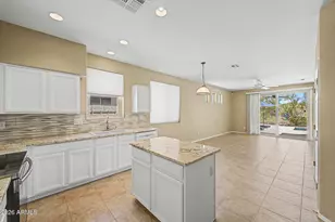 10339 S 181st Ave, Goodyear, AZ 85338 - Photo 11
