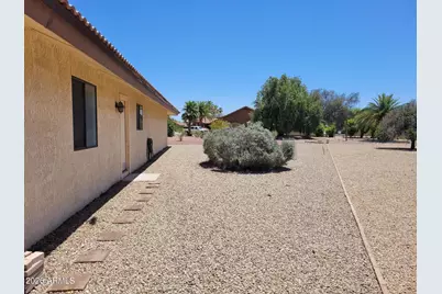 13419 W Gemstone Drive, Sun City West, AZ 85375 - Photo 35