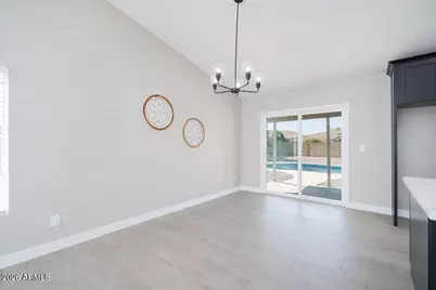 8106 W Wethersfield Road, Peoria, AZ 85381 - Photo 13
