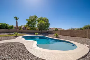 8106 W Wethersfield Rd, Peoria, AZ 85381 - Photo 33