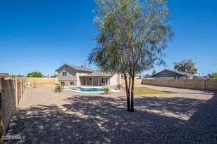 8106 W Wethersfield Rd, Peoria, AZ 85381 - Photo 37
