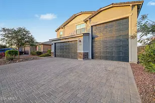 27353 N 176th Dr, Surprise, AZ 85387 - Photo 13