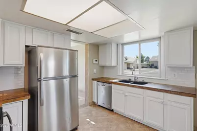 2455 E Broadway Road #8, Mesa, AZ 85204 - Photo 11