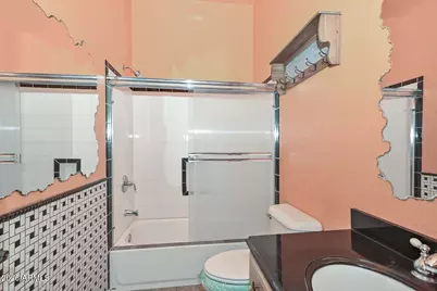 210 W Yucca Lane, New River, AZ 85087 - Photo 35