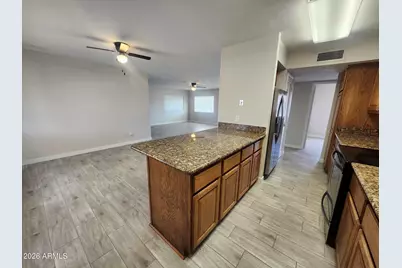 3136 W Port Au Prince Lane, Phoenix, AZ 85053 - Photo 9