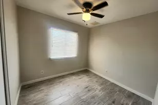 3136 W Port Au Prince Ln, Phoenix, AZ 85053 - Photo 11