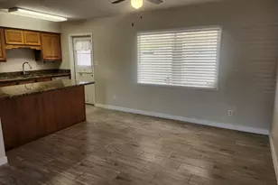 3136 W Port Au Prince Ln, Phoenix, AZ 85053 - Photo 5