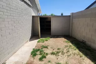 3136 W Port Au Prince Ln, Phoenix, AZ 85053 - Photo 25