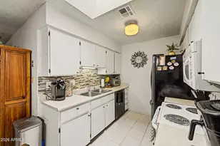 95 N Cooper Rd, Chandler, AZ 85225 - Photo 15
