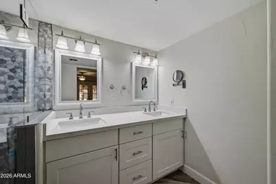 2422 N 37th Street, Phoenix, AZ 85008 - Photo 9