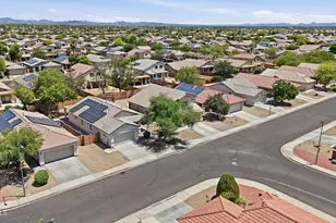 17056 W Aberdeen Dr, Surprise, AZ 85374 - Photo 37