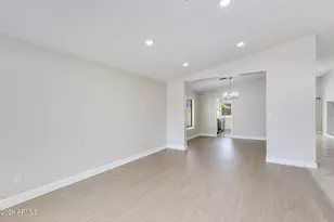 4041 W Avenida Del Sol Ave, Glendale, AZ 85310 - Photo 5