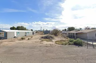 2193 E Lone Star Dr, Mohave Valley, AZ 86440 - Photo 1