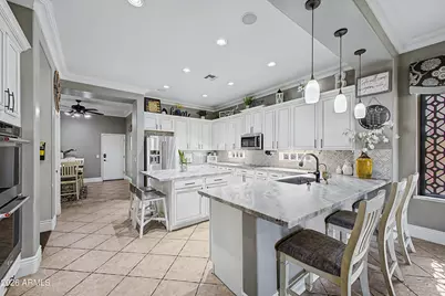3934 E Aquarius Place, Chandler, AZ 85249 - Photo 3