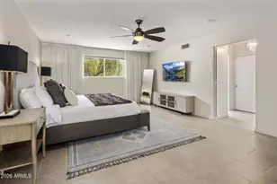 2432 E Piestewa Peak Dr, Phoenix, AZ 85016 - Photo 11