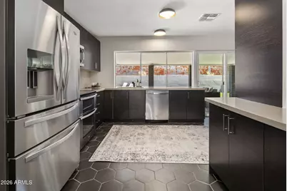 2432 E Piestewa Peak Drive, Phoenix, AZ 85016 - Photo 27
