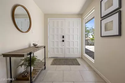2432 E Piestewa Peak Drive, Phoenix, AZ 85016 - Photo 9