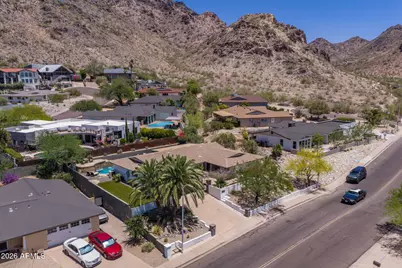 2432 E Piestewa Peak Drive, Phoenix, AZ 85016 - Photo 3