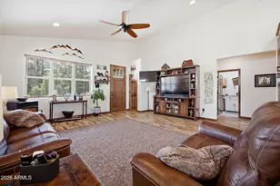 527 N Skylane Rd, Pinetop, AZ 85935 - Photo 9