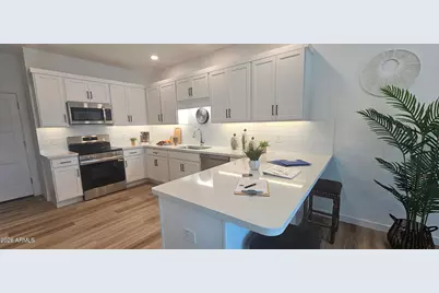 2051 E Michigan Avenue E, Phoenix, AZ 85022 - Photo 11