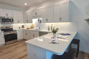 2051 E Michigan Ave E, Phoenix, AZ 85022 - Photo 11