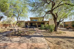 6510 E Dixileta Dr, Cave Creek, AZ 85331 - Photo 3